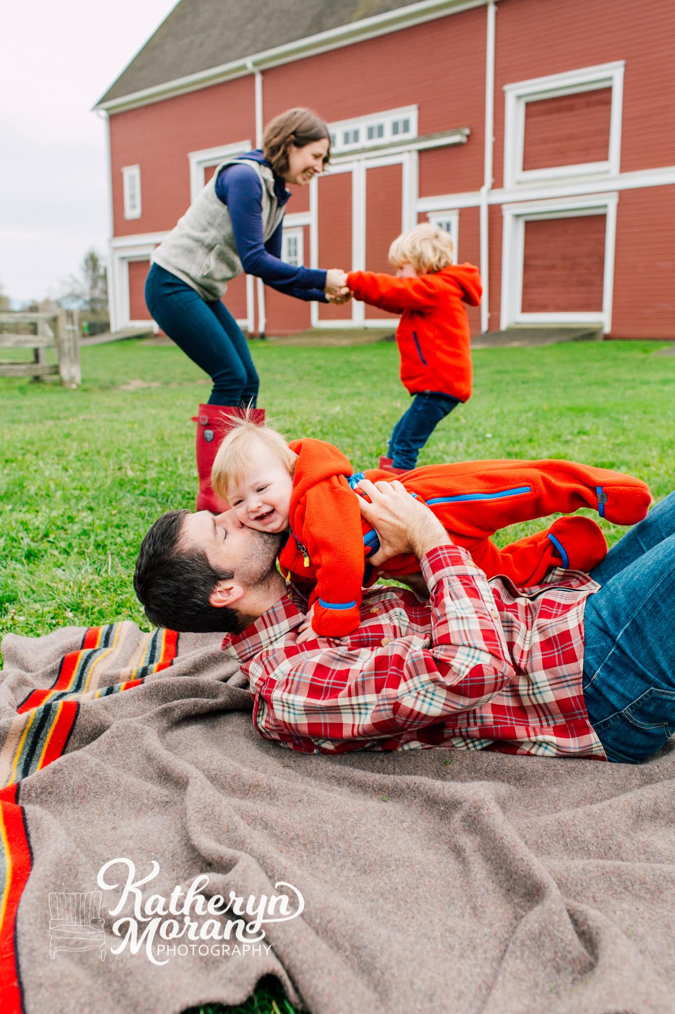 Hovander Park Bellingham Family Maternity Engagement Photographer Katheryn Moran Photography