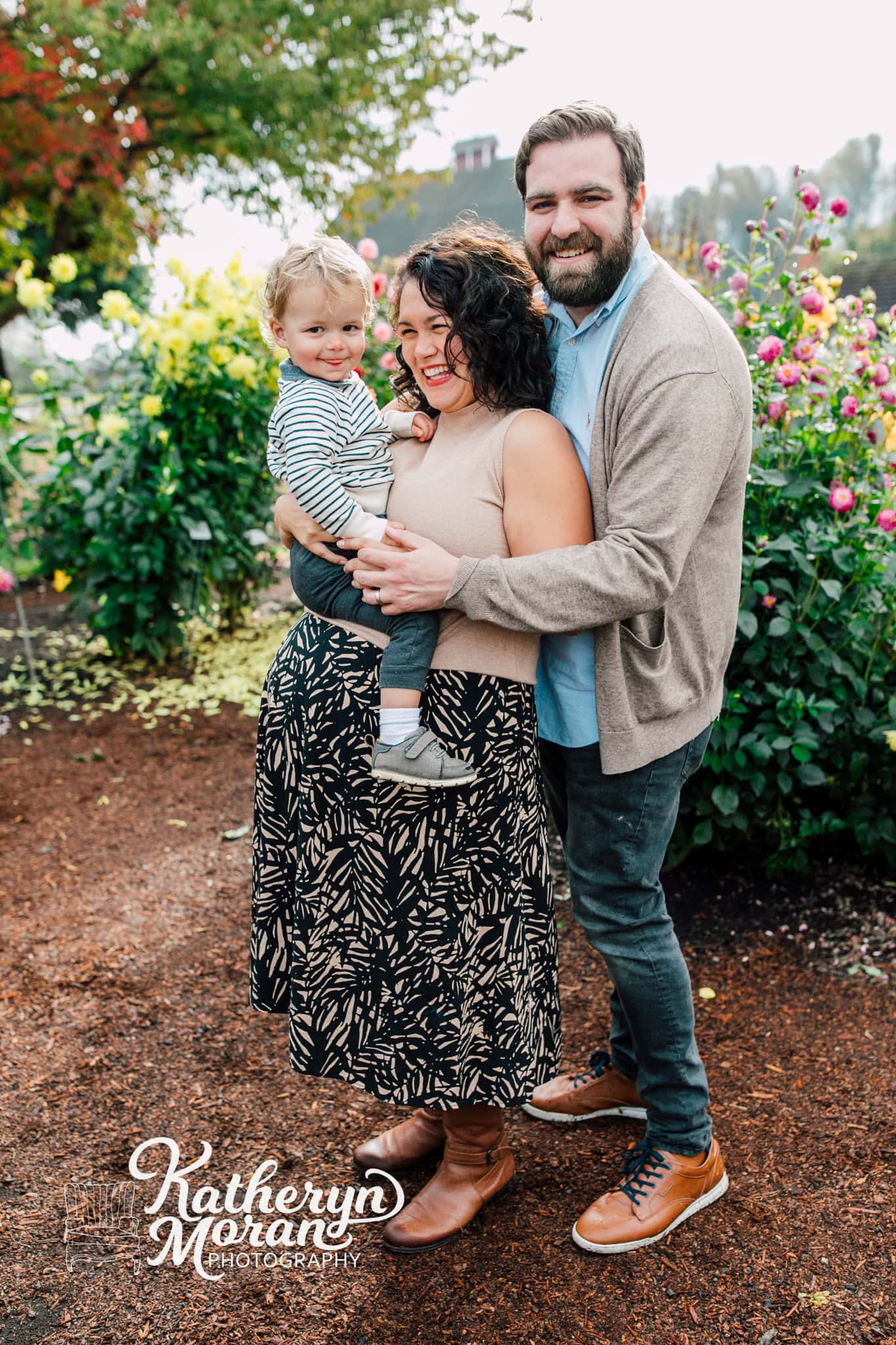 Hovander Park Bellingham Family Maternity Engagement Photographer Katheryn Moran Photography