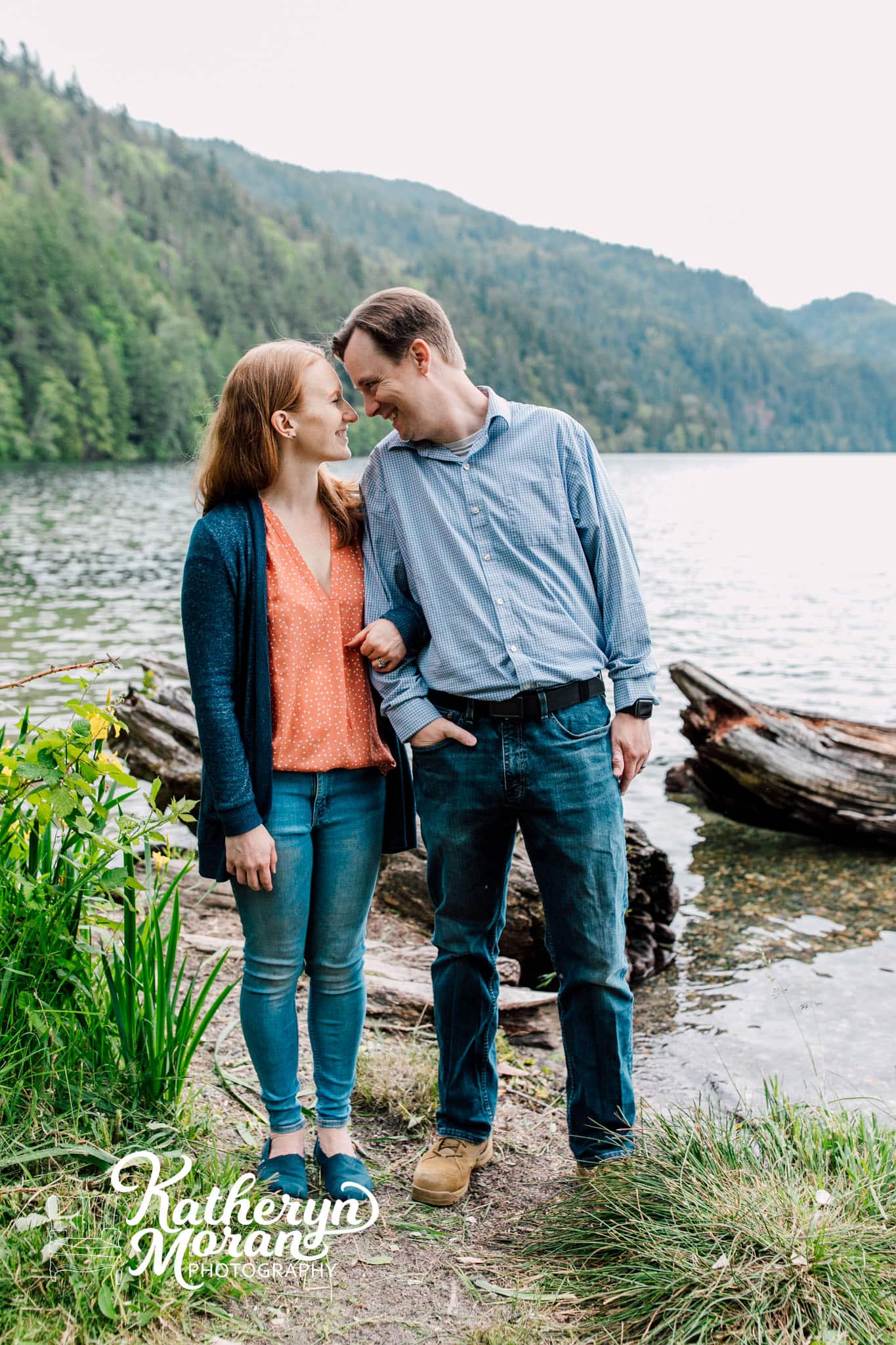 North Lake Whatcom Bellingham Family Maternity Engagement Photographer Katheryn Moran Photography