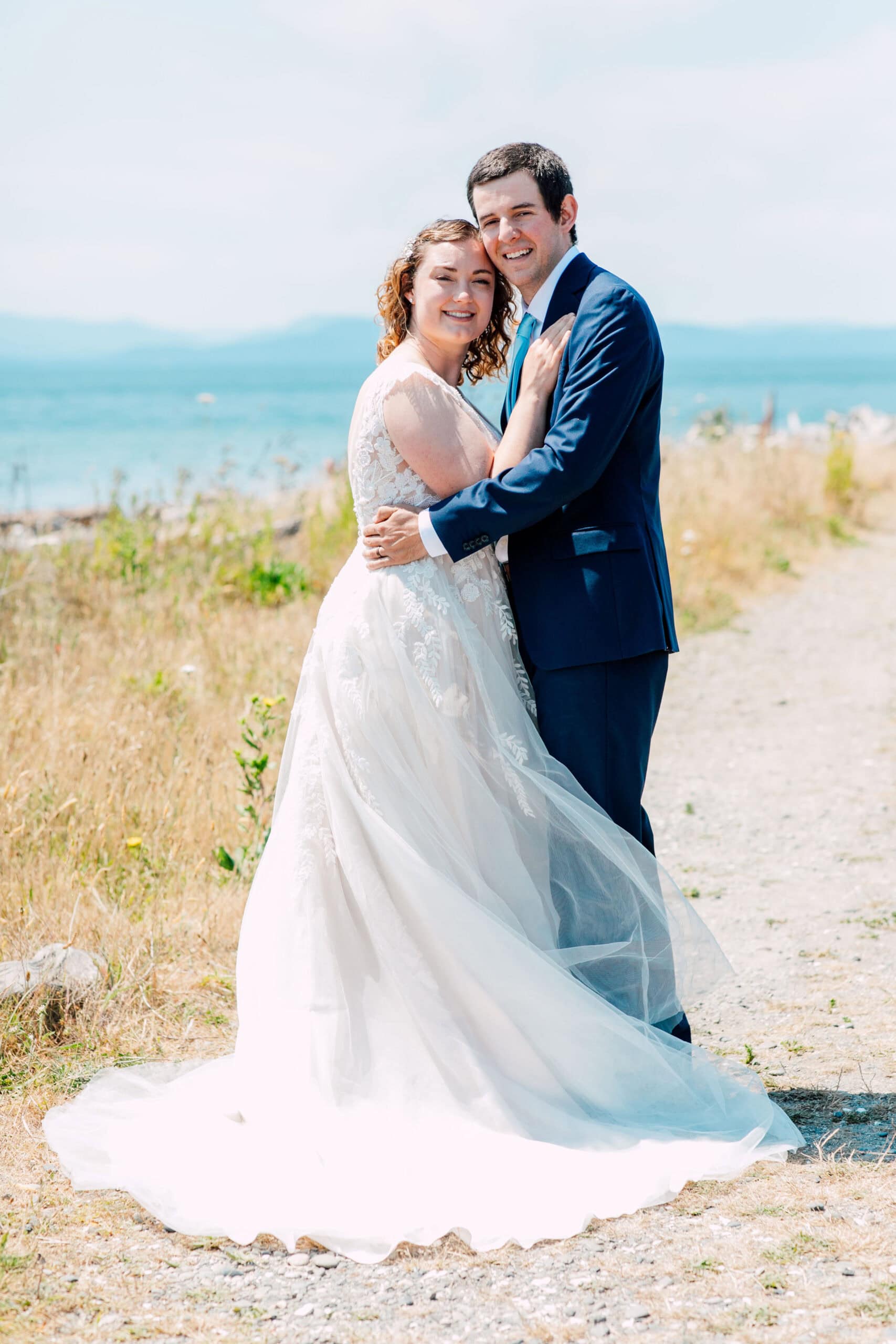 Professional Wedding Photographer Katheryn Moran Beautiful Backyard Wedding Point Roberts WA