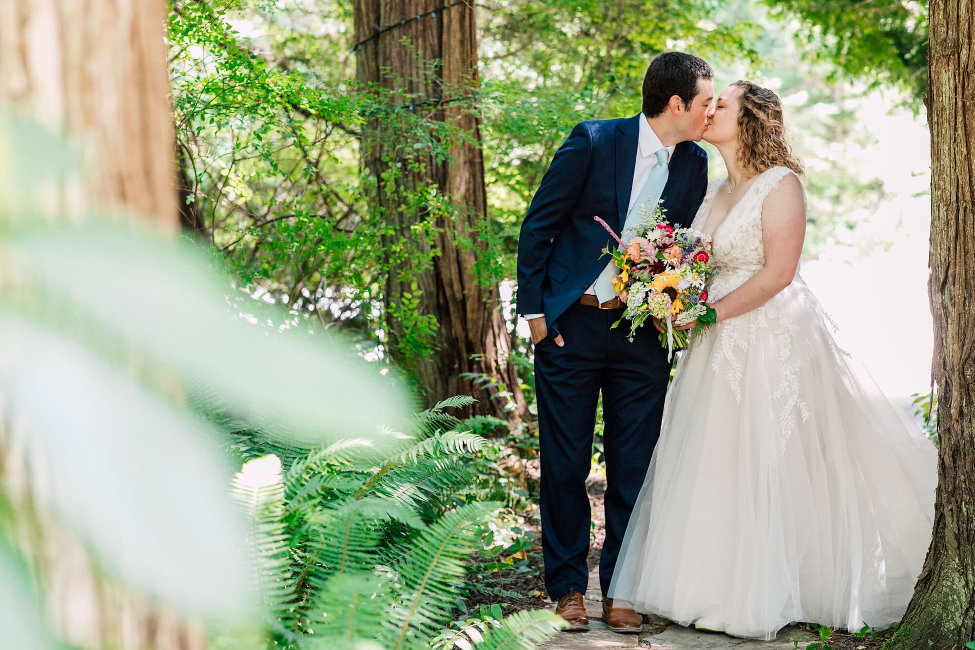 Professional Wedding Photographer Katheryn Moran Beautiful Backyard Wedding Point Roberts WA