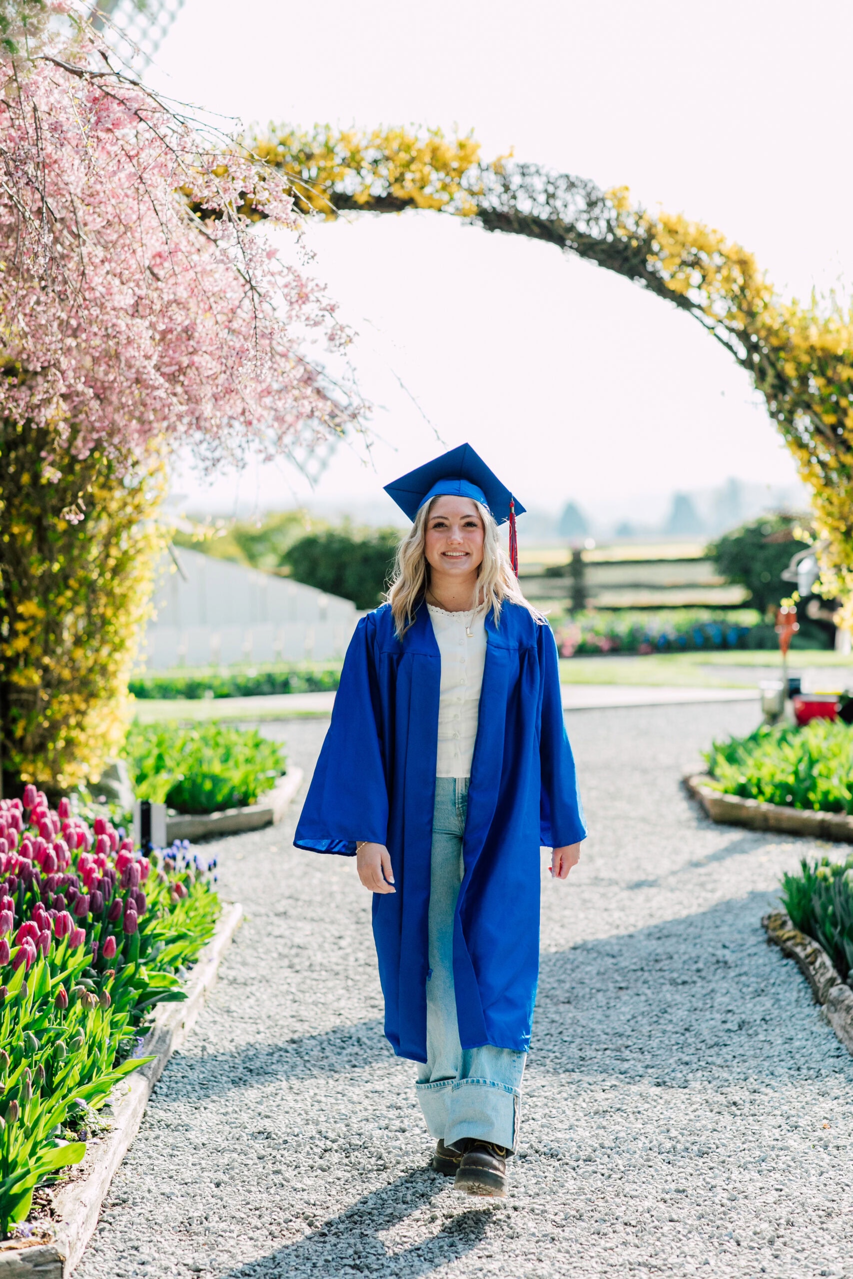 Bellingham Professional Photographer Graduation Photos Roozengaarde Tulip Festival