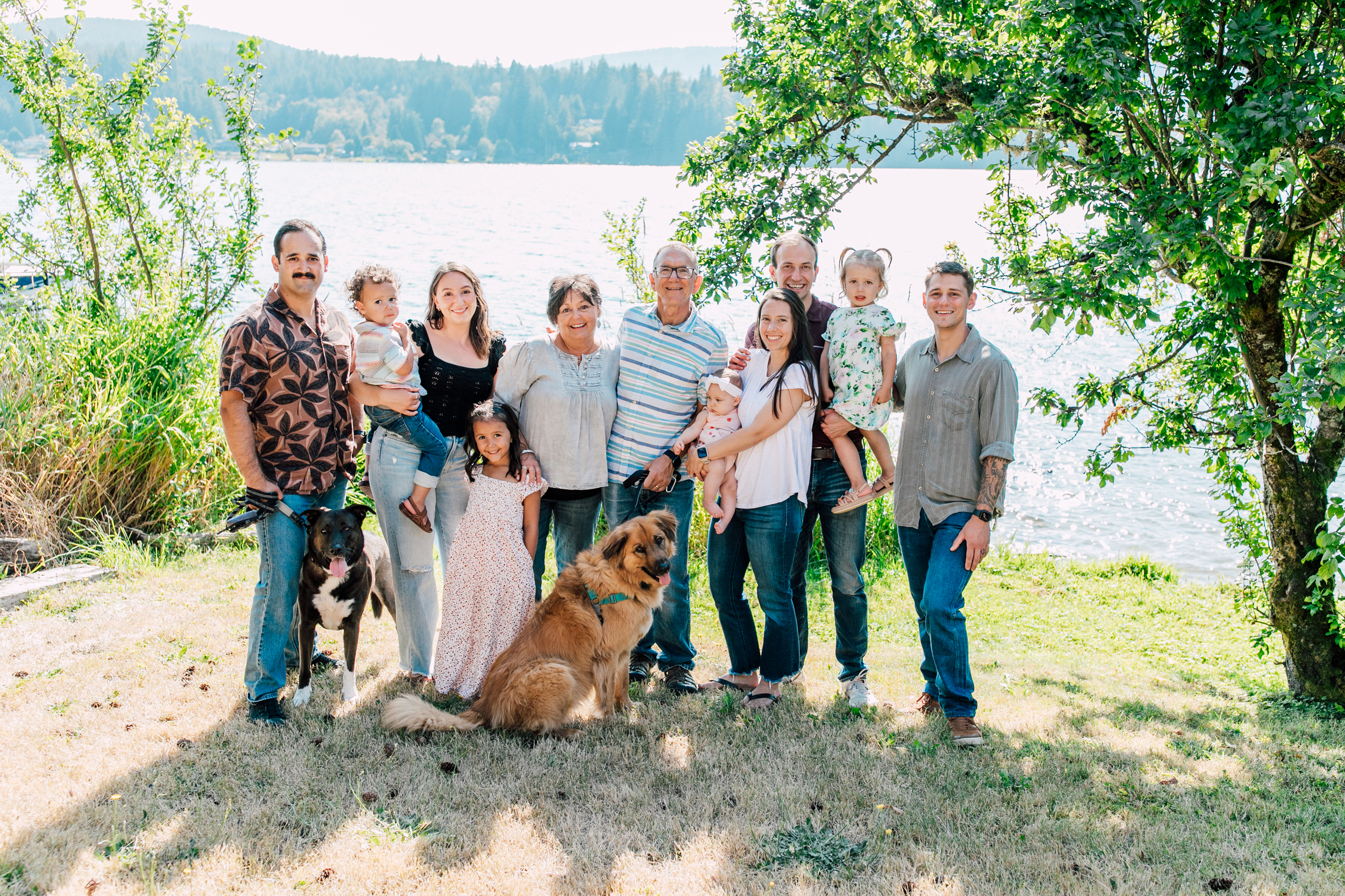 bellingham best professional bright colorful family photography